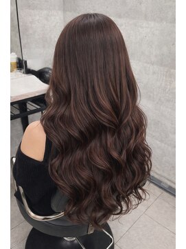 モーション 新宿(motion) 10代20代30代おすすめ似合わせカット イルミナカラー 髪質改善