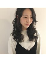 サイズ(cyez)&nbsp;大きく弾むようなパーマ