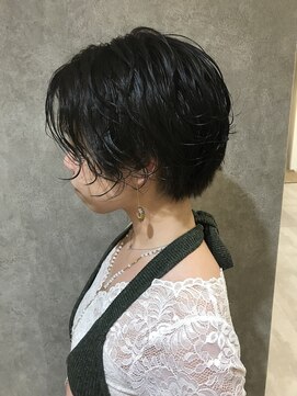 ランプ(Lamp) ふんわり無造作！カールショート『Lamp』