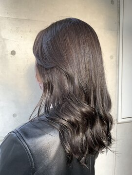 リバレッジ 白金(Leverage) 30代40代50代ダークグレージュ【白金台/白金/目黒】担当山岡