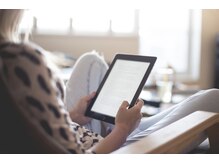 全てのお席にiPad、wifiを完備☆雑誌を読んだり映画を見てゆっくりくつろいでください☆