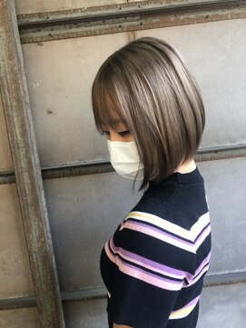 ミルコ バイ クラク(MIRUCO by KURAKU) ブリーチカラー☆ストレートボブスタイル！