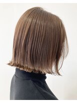 ヘッズ 本八幡店(HEADS)&nbsp;外ハネボブセクションカラーペールベージュグラデーションカラー