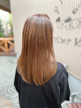 ヘアーメイクスリークの写真/プレミアムヘアケアブランド”Aujua”全ラインアップ取り扱いサロン★髪質改善で史上最高のうるツヤ髪に！