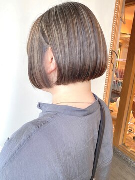 モリオフロムロンドン 原宿本店(morio from London) 【morio原宿】ボブ　ハイライトカラー