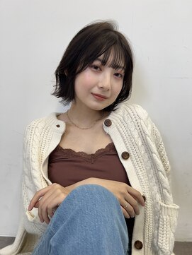 ジーニー 横浜(giinii) 大人可愛い20代30代40代外ハネボブ_シースルーバング渋谷良太