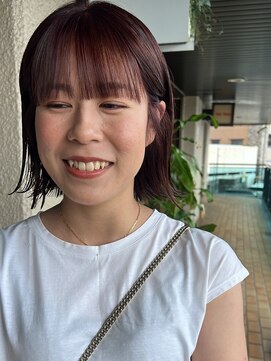 フィルム(FiLMs) ブラウンレッド/切りっぱなしボブ