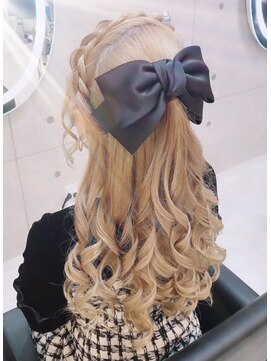 リアン 八幡筋店(lien) 編み込みカチューシャ×ハーフアップ