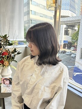 リリー(Lilley) ブラウン透明感カラー☆巻けるレイヤーカット