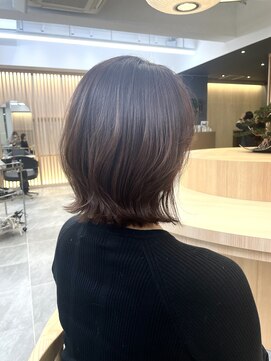 リファインド(REFINED) 軽やか外ハネボブ　村田