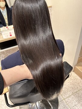 ゼストソエル(ZEST soell) 髪質改善トリートメントで艶々な髪の毛に！