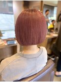 ミニボブ×ピンクベージュ