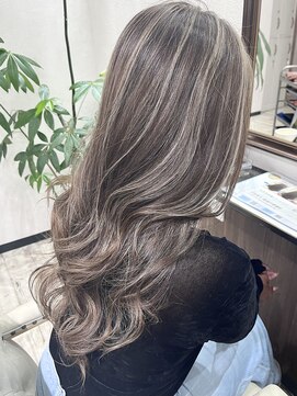 ベルヘアーデザイン 堺東(Belle hair Design) イメチェンハイライトレイヤーカットイルミナカラー外国人風堺東