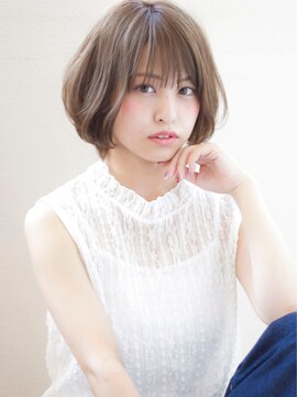 マリアバイアフロート(Maria by AFLOAT) 簡単スタイリングの大人可愛いショートボブひし形ハニーヘア