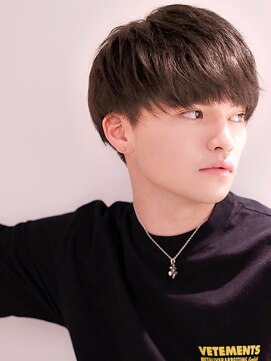 19年メンズ髪型 韓流ナチュラルソフトアシメマッシュ L リップス 梅田ロフト Lipps のヘアカタログ ホットペッパービューティー