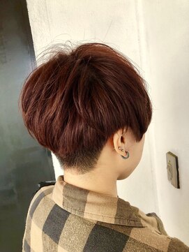 ヘアデザイン ファブロ(hair design FABRO.) ◎2ブロック×レッドブラウンショート◎