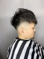バーバー スタジオ ラフテル(Barber Studio RAFTEL)&nbsp;無造作スキンフェードスタイル
