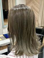 ルノン(LUNON)&nbsp;外ハネくびれセミディー