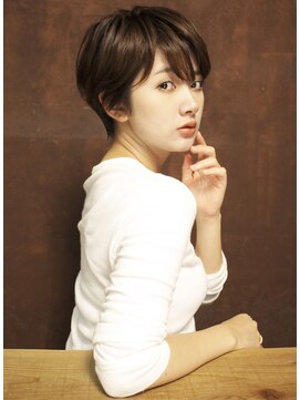 シアンデルカ(CYANDELUCCA) ショートヘア2022