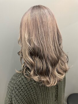 ライク(like.) アッシュベージュ