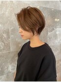 丸みショート/くびれヘア/ふんわり大人ショート[横浜駅]
