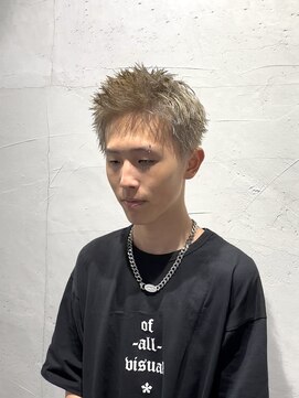 ガオプロデュースバイレボ(gao produced by revo) スパイキーショート/ハイトーンカラー/ブロンド/ベージュカラー