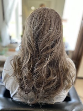 コア フィール ア デイ(COIFFURE A DAY) 【M3D ロング】当店人気メニューM3Dトリートメント