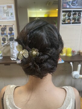 ヘアー トランス ワイズ(Hair trance Y's) エレガントに!