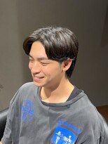 ビーダンディー(Bee dandy) ビジネスツーブロック ミディアムショートウルフ センターパート