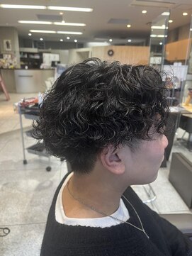 ヘアールーム プリズム(Hair room Prism) カットパーマ