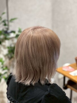 ビス リアン 川口店(Vis lien) ハイトーン×ミルクティーカラー愛されミディ