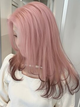 ジィルム(XELM) ハイライトカラーミルクティーベージュレイヤーカット