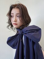 ユー(yew)&nbsp;顔周りレイヤー/顔周りカット/透明感カラー/ラベンダーベージュ