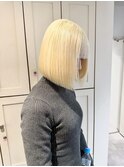 15857抜きっぱなしブリーチ金髪レイヤーロングホワイトブロンド