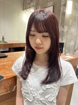 ハウディー(HOWDY)&nbsp;レイヤーカット/ロングヘア/ダークレッド/ストレート