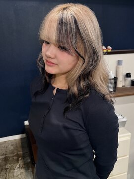 メゾン 心斎橋店(Maison) ホワイトベージュ×ブラックのローライト