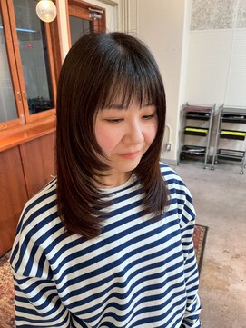 ニクラ ザ ブリンク(NICLA the blink) 顔まわりレイヤーミディ