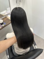 ユニックウメキタ(unique UMEKITA)&nbsp;髪質改善ストレートで作る暗髪ロング