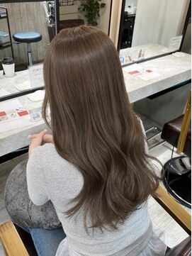 ビリーフイーラ 大阪梅田店(be'leef.era) ミルクティーベージュ