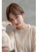 前髪あり大人かわいいショートボブ×ハイライトグレージュ