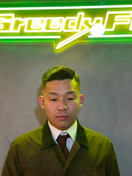 グリーディーフォックス 代々木(Greedy FOX) 韓国マッシュ/センタ-パ-ト/ツイストスパイラル/スキンフェード