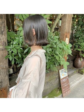 ミント(mint) オリーブグレージュ/オリーブ/くすみカラー/ボブ