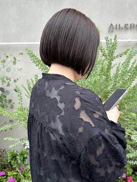 エルロンバイマフェ(AILERON by mahae) 【まとまるボブ】ぱつっとライン感がかわいい