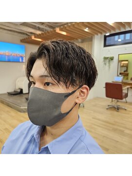 タスクヘアー(task hair) 緩めケアパーマ波巻きスパイラル×センターパートショート