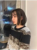 透け感グレージュ