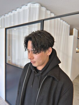 ノイ(noi) 緩め縦落ちパーマ