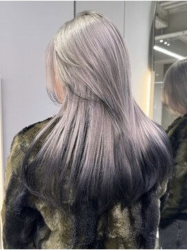 ソル バロール 表参道(SOL .valor) ハイトーンカラー顔周りレイヤーブロンドペールピンクシルバー