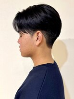 クレビアテン(CreBiA ten_)&nbsp;曲がる縮毛矯正　センターパート　ニュアンスストレート