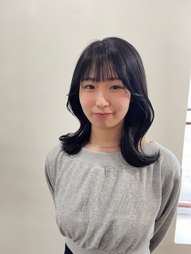 ヘアーアンドメイクアップモパ ブルーブラウン／透明感ブラウン