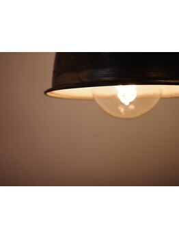 経験豊富なスタイリストがあなたの理想を叶える◎マンツーマン施術だから髪のお悩みも相談しやすい♪